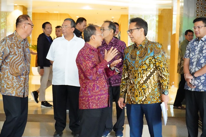 Gubernur Koster Bergerak Cepat, Perjuangkan Perbaikan Infrastruktur dan Normalisasi Sungai di Pusat Pasca Banjir Bali