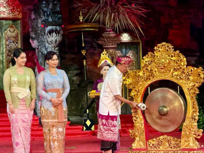 Ditandai Dengan Pemukulan Gong, Pesta Kesenian Bali Ke XLVIII Resmi Dibuka