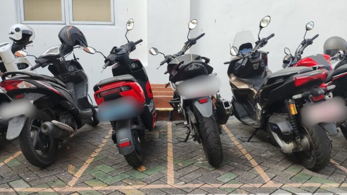 Astra Motor Bali Bagikan Tips Saat Parkir Sepeda Motor
