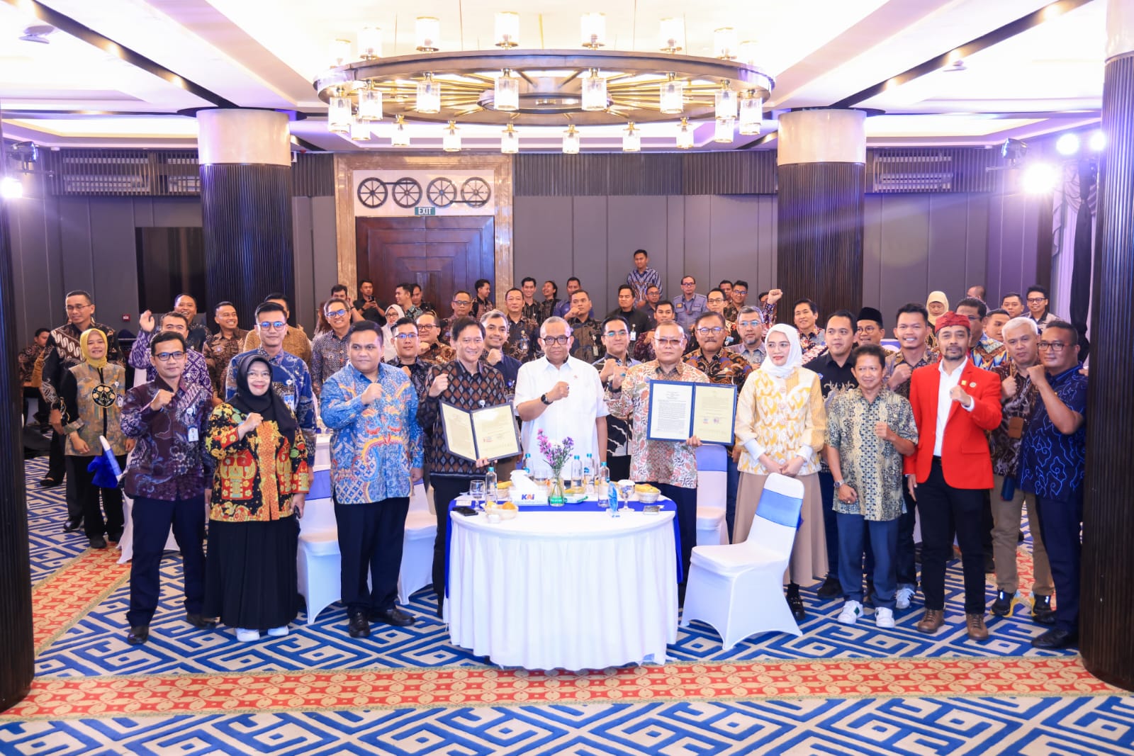 Adem! PT KAI dan Serikat Pekerja Kompak Teken Perjanjian Kerja Baru