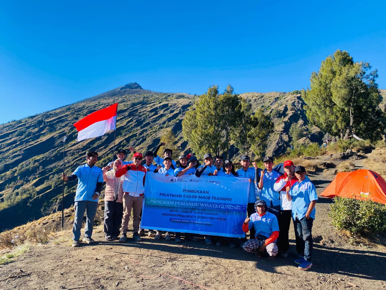 Kemnaker Genjot Kompetensi Pemandu Gunung di NTB Lewat Pelatihan Vokasi