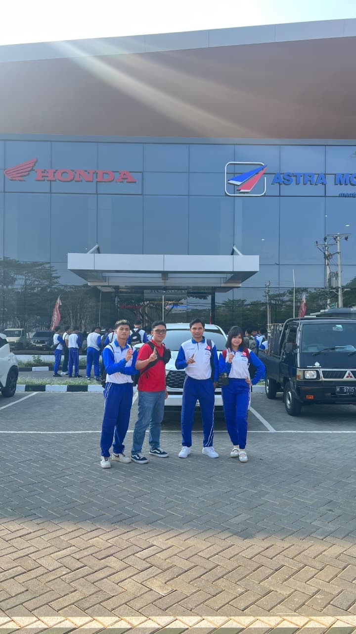Tembus 11 Besar Nasional, Siswa SMK PGRI 2 Badung Harumkan Bali di Ajang Safety Riding Honda