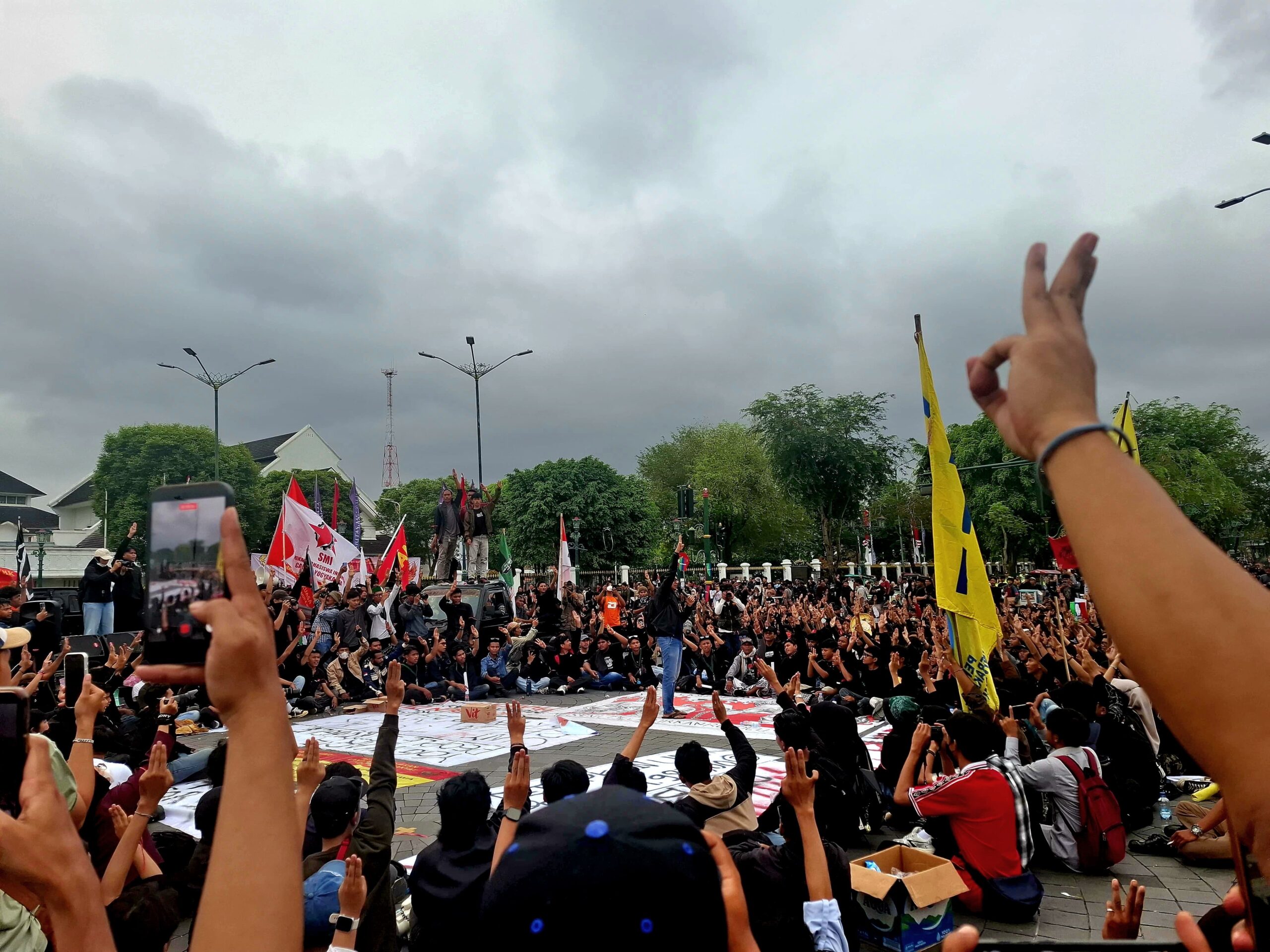 Ribuan Mahasiswa dan Warga Jogja Turun ke Jalan Peringati Sumpah Pemuda, Soroti Keadilan Hukum hingga Reforma Agraria