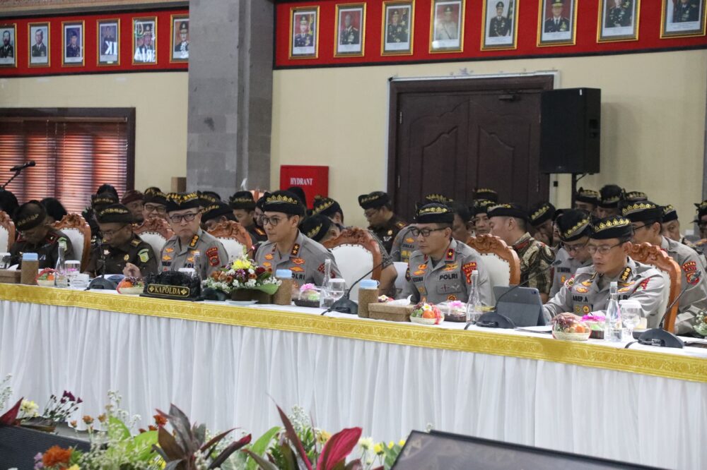 Polda Bali Beberkan Data 161 Kasus Kejahatan Libatkan WNA di Depan Komisi III DPR RI