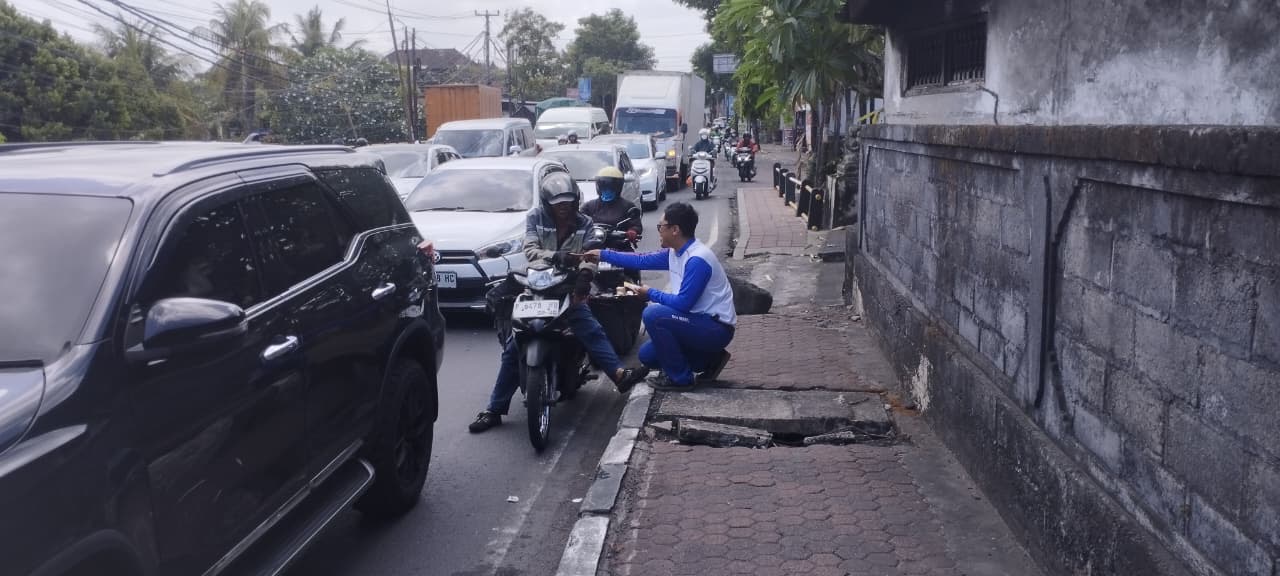Gencarkan Kampanye Cari_Aman, Astra Motor Bali Sasar Kawasan Black Spot Lukluk