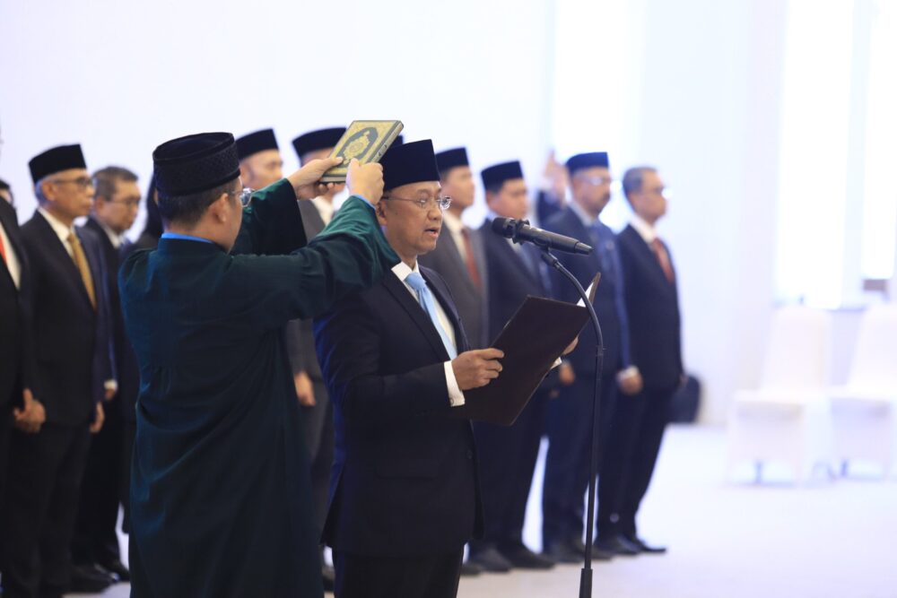 Sarjito Resmi Dilantik Ketua MA Jadi Kepala Eksekutif Pengawas BMKS OJK Periode 2026–2031