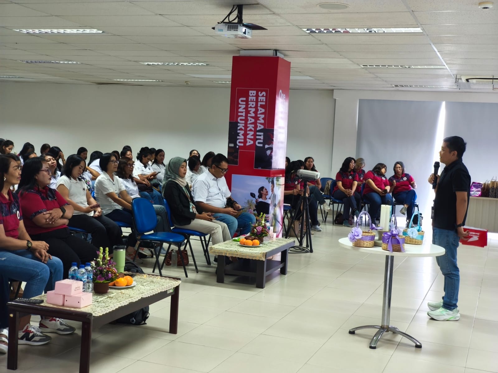 Wujud Kepedulian Kesejahteraan Perempuan, Astra Motor Bali Gelar Seminar Kesehatan Mental Bersama PWDK GKPB