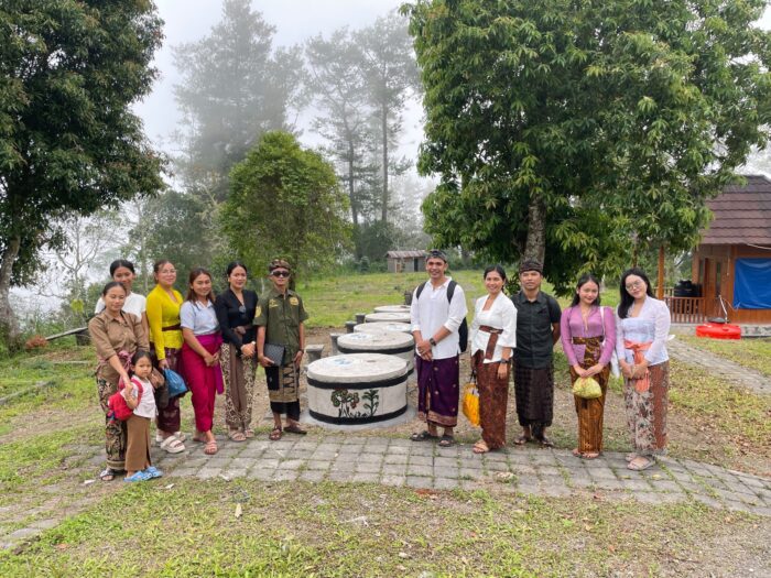 Universitas Dhyana Pura Ubah Sampah Upacara Pura Besakih Jadi Energi Terbarukan Lewat Program Teba Modern