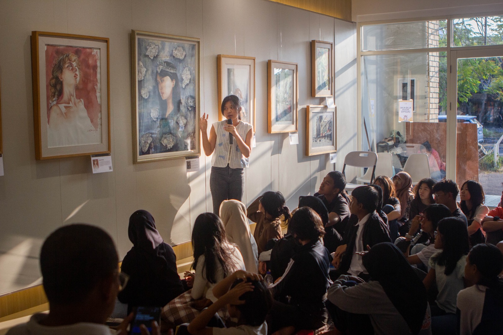 Tour de Java Pemutaran Film ROOTS Seratus Tahun Walter Spies di Bali Karya Michael Schindhelm Berlabuh di Kota Surabaya.