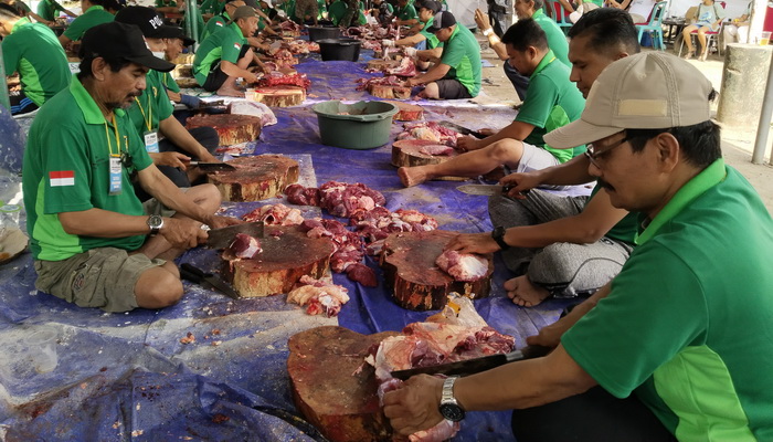 RWM  Perumnas BSI Tabanan Potong Hewan Kurban 12 Sapi dan 22 Ekor Kambing