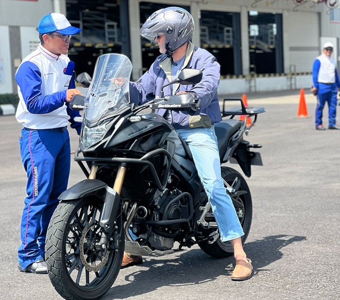 Dibekali Keselamatan Berkendara, Pengguna Motor Besar Honda Diharapkan Jadi Contoh Pengendara Lain