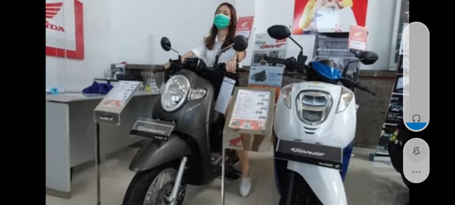 Menemani Aktivitas di Bali, Beauty Vlogger Molita Lin Pilih Honda Scoopy