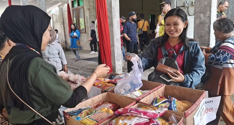 Dari Kecamatan ke Kelurahan: Sleman Dekatkan Sembako Murah ke Warga