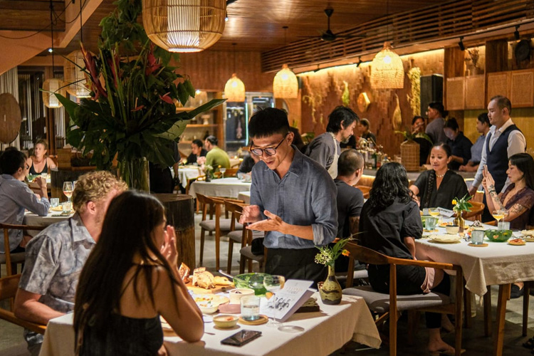 Bingung Kuliner Akhir Tahun? Cobalah Makan Malam Spesial di Syrco BASÈ Ubud