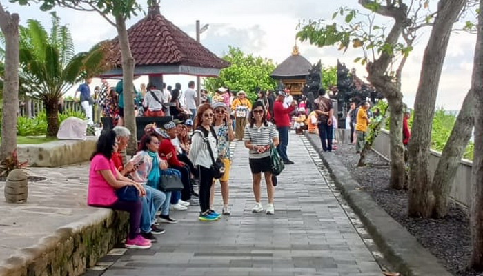 Pengelola DTW Tanah Lot Komitmen Jaga Kenyamanan dan Keamanan Pengunjung