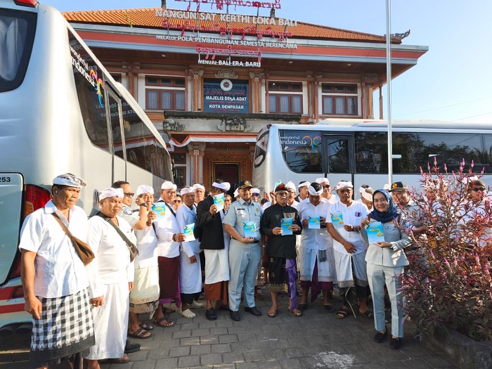 MDA Bali dan Jasa Raharja Fasilitasi Tangkil Gratis ke Pura Besakih