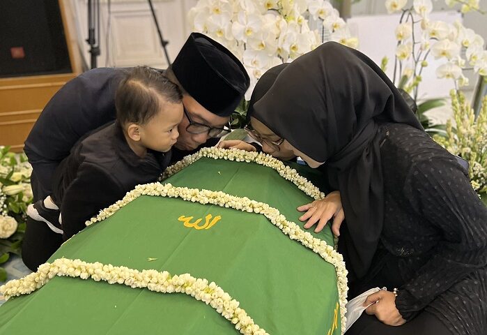 Lepas Eril ke Peristirahatan Terakhir, Ridwan Kamil: Salamat Jalan Anakku Sayang