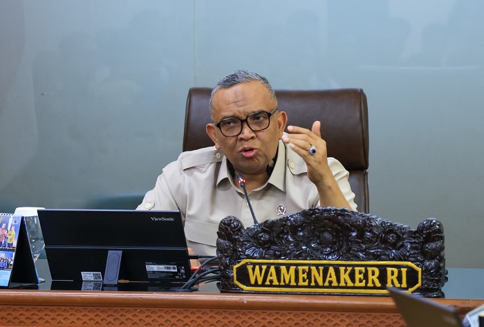 Wamenaker Tegaskan Hak Lembur di Hari Libur Nasional